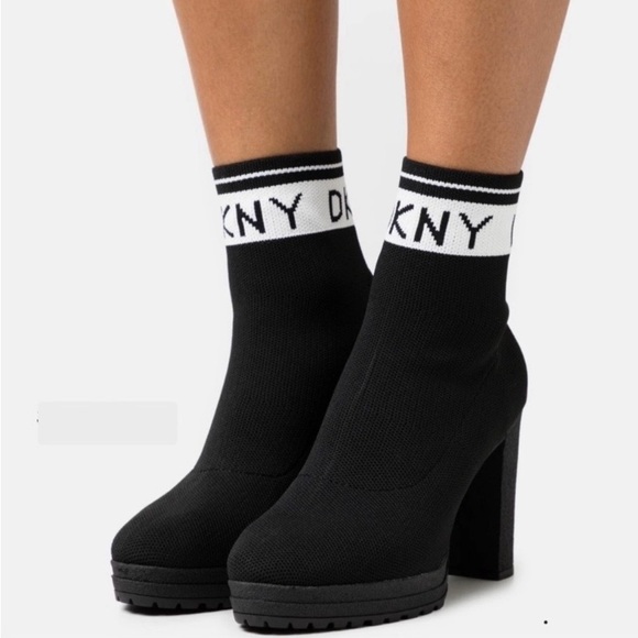 DKNY Women's Black Tessa Knitted Monogram Ship on Platform 4” Heel Ankle Boots - Picture 1 of 12